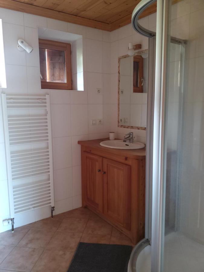 Tres Bel Appartement Dans Une Maison Avec Spa Séez Esterno foto